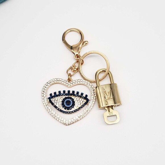 100% Auth Louis Vuitton Lock & Key with unbranded Bagcharm, Keycharm, Keychain - Picture 3 of 8